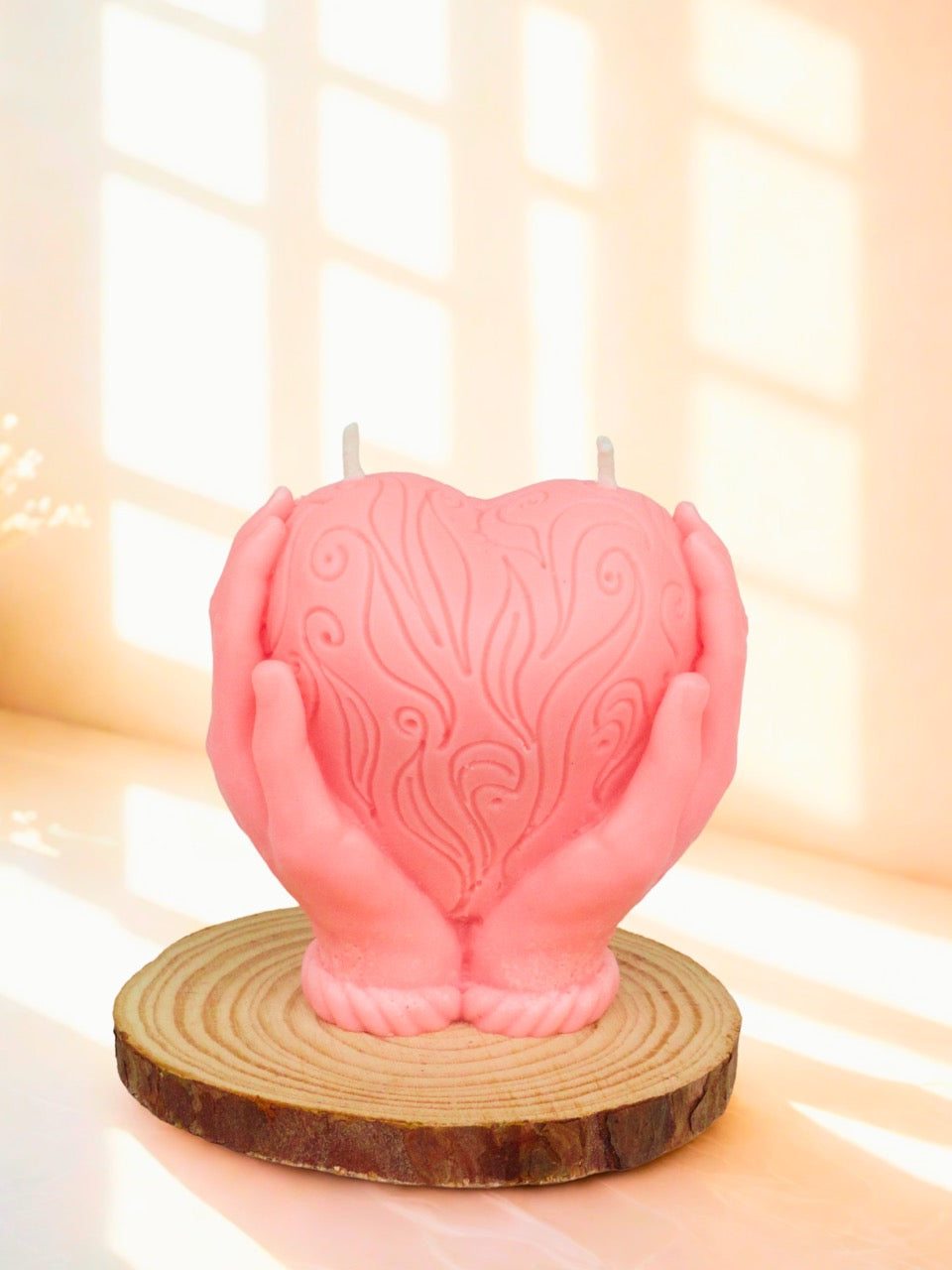 Palm Glow candle ready to burn with soft ambient lighting