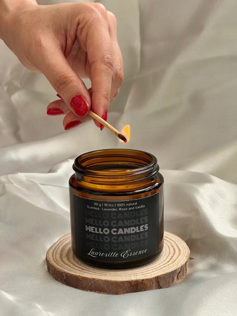 Lighting Lavrosille Essence candle with wooden stick – calming lavender, rose and vanilla aroma.