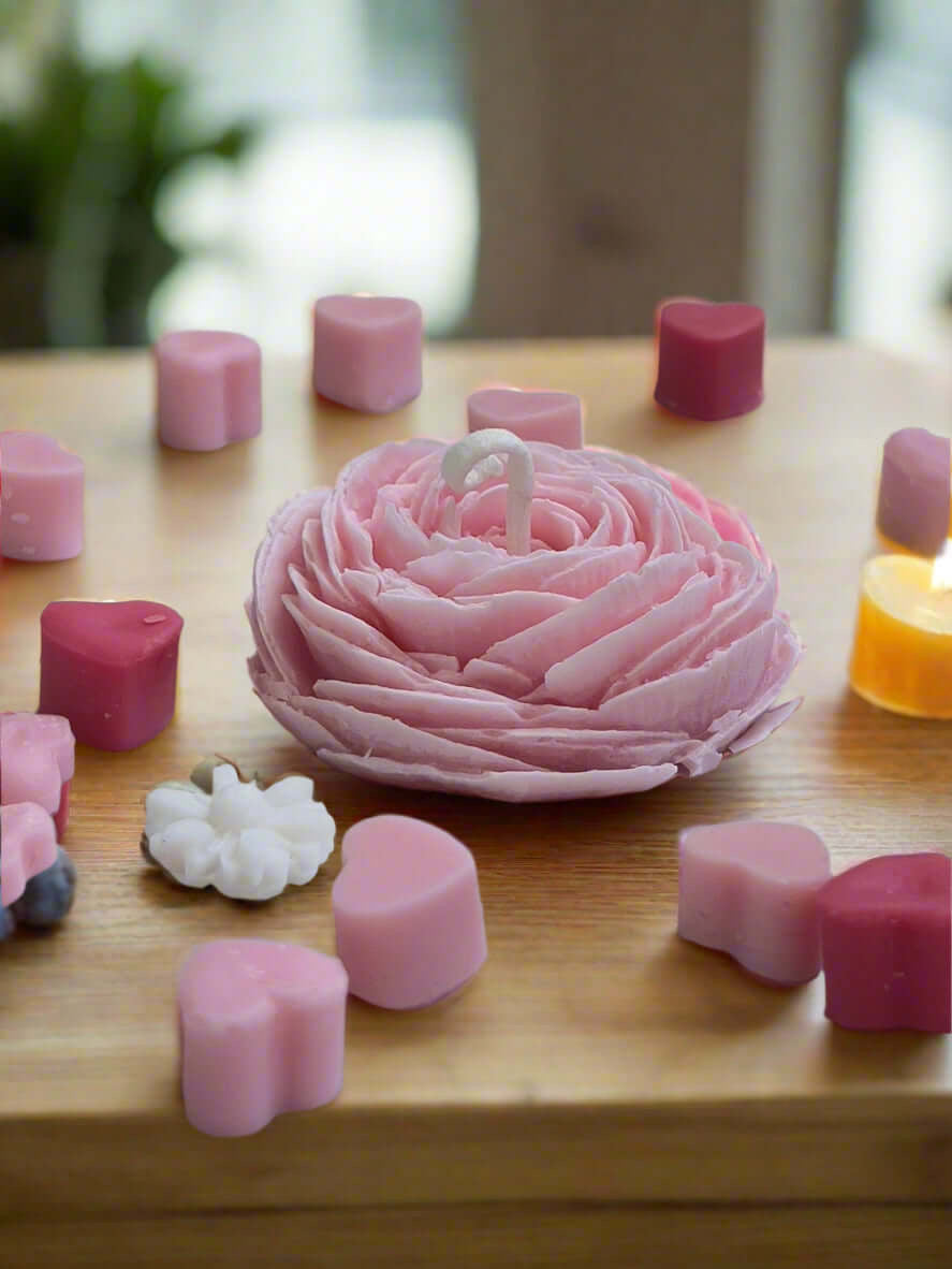Rose-shaped candle made from Natural soy Wax – Designed with open petals, perfect for home accents